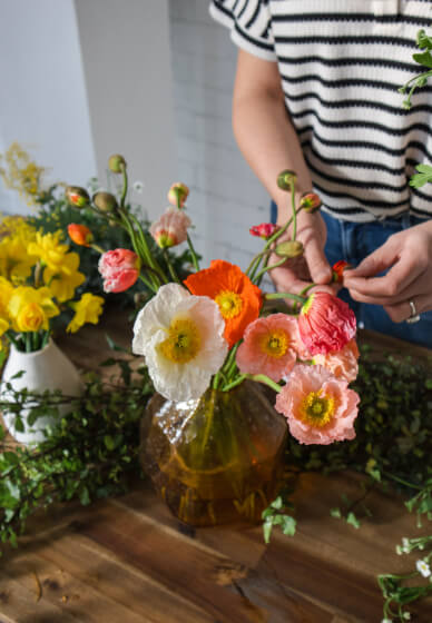 Flower Vase Arrangement Workshop: Create and Sip