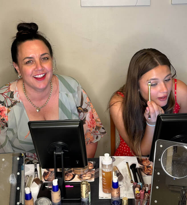 Private Makeup Class: 2-4 People